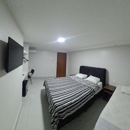 Nasser Hotel Aeroporto Нуклеу-Бандейранте Екстер'єр фото